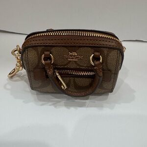 Coach keychain purse
